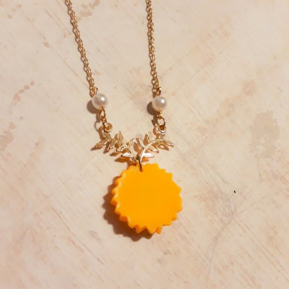 Dainty Gold Chain Pearl Vine Bright Yellow Sunflower Pendant Necklace - Picture 10 of 12